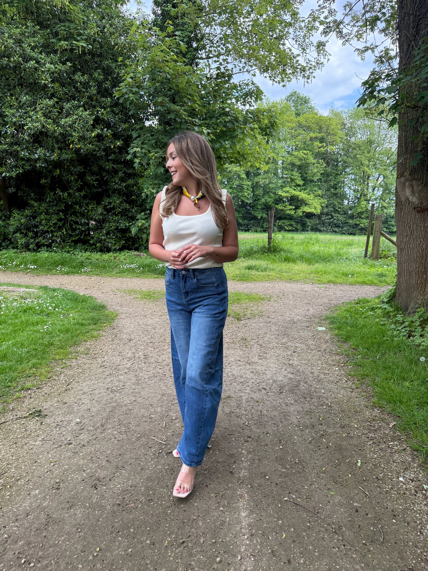 Silk scarf - geel met parel
