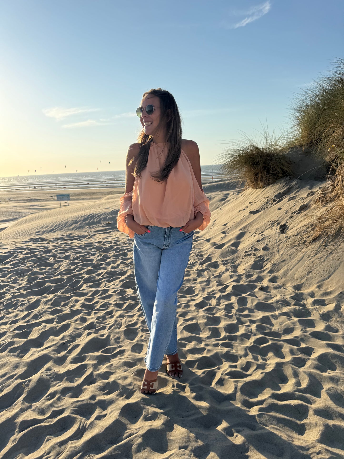 Peach blouse open schouder