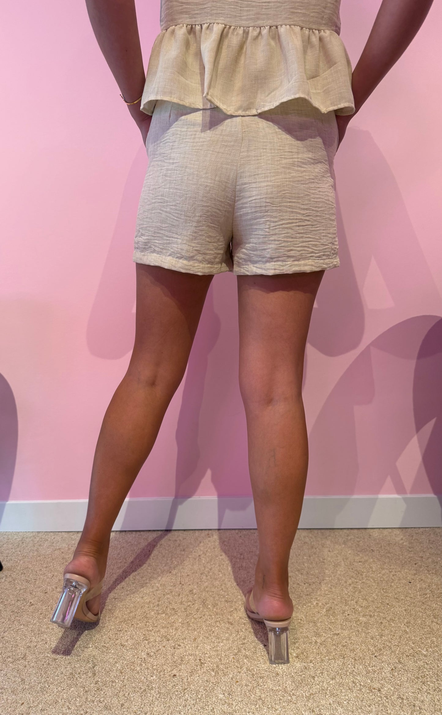 Beige zomershort