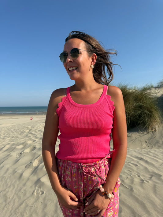 Pink ribbed top