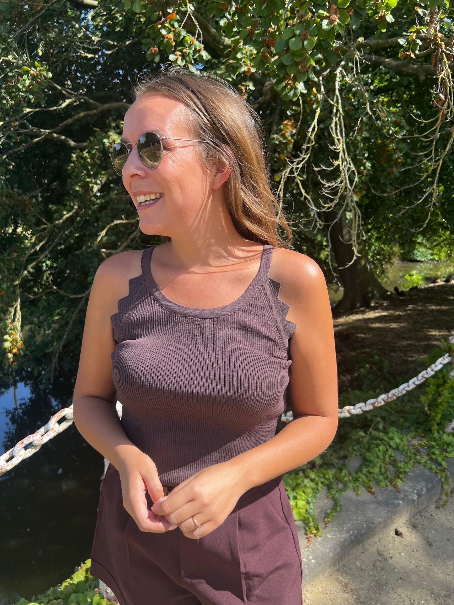 Brown ribbed top