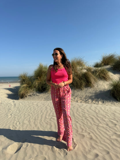 Pink ribbed top