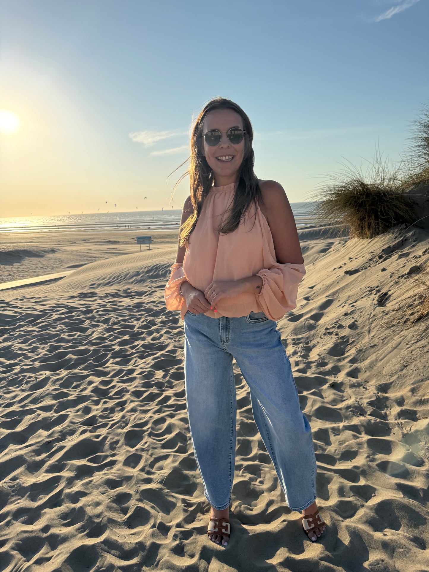 Peach blouse open schouder