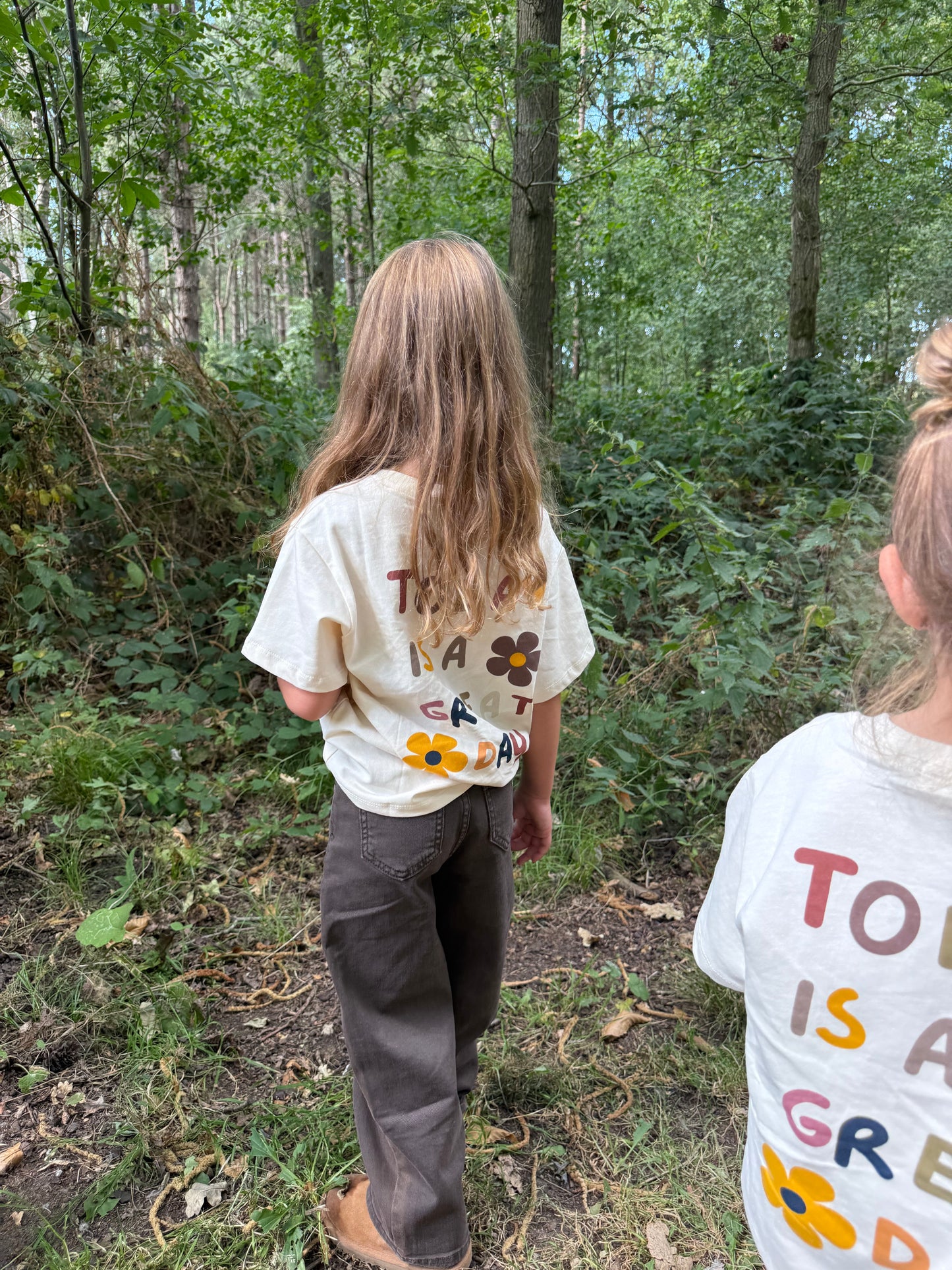 T-shirt kids today is a good day