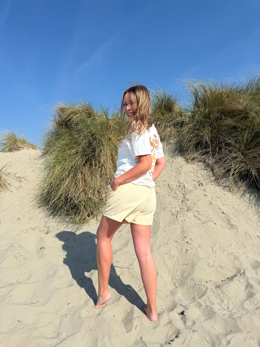 Sunny short geel mama