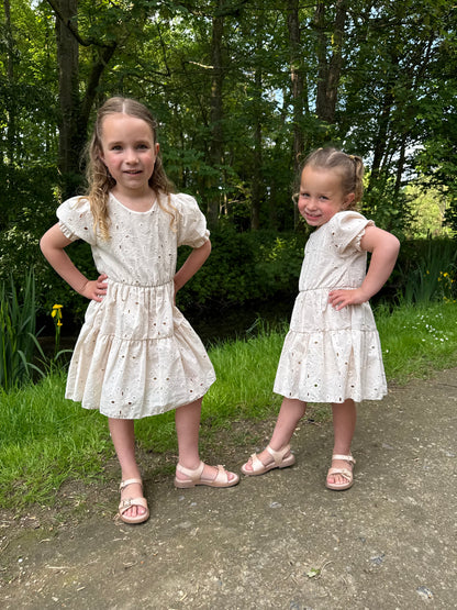 Daisy beige kleedje kids