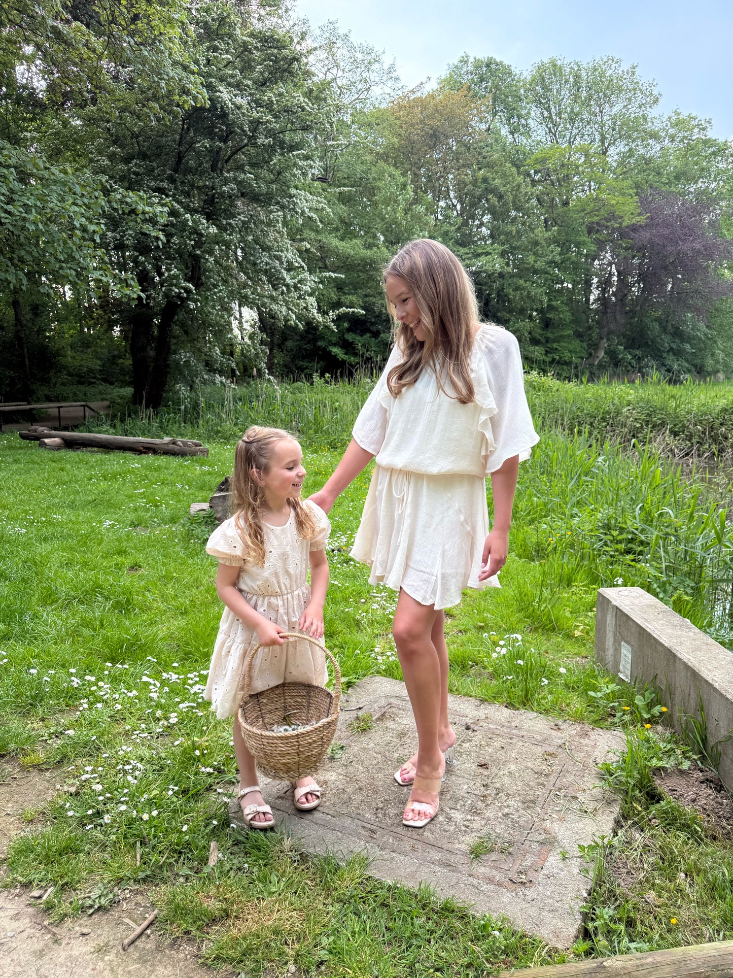 Daisy beige kleedje kids